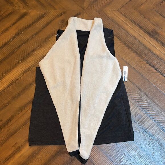 NWT New Directions Sherpa Collared Vest XL - Picture 1 of 3